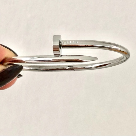 Nail Classic Model Bracelet - Picture 7 of 12